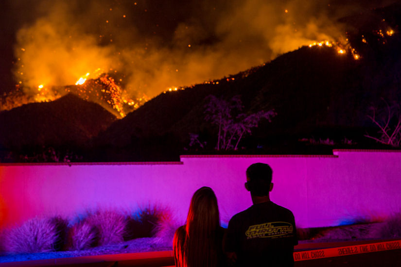 požar požarom kalifornija